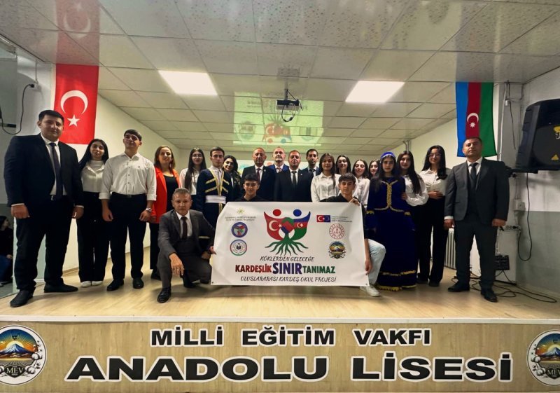Naxçıvan Dövlət Texniki Kolleci və Iğdır MEV Anadolu Lisesi arasında yeni əməkdaşlıq mərhələsi başlanıb