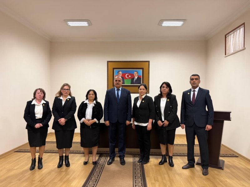 Naxçıvan Muxtar Respublikası Dövlət Arxiv İdarəsinin təltif olunan əməkdaşlarına nişanlar təqdim olunub -