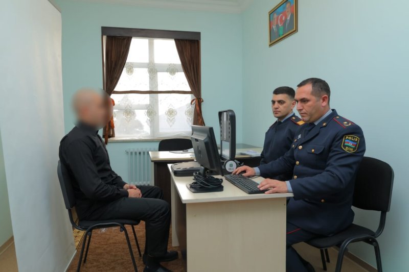 Naxçıvanda məhkumlar şəxsiyyət vəsiqələri ilə təmin olunublar -
