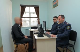 Naxçıvanda məhkumlar şəxsiyyət vəsiqələri ilə təmin olunublar -