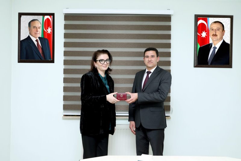 Naxçıvanxəbərləri İnformasiya Portalının baş redaktoru yubiley medalına layiq görülüb