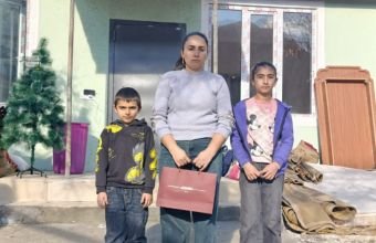 Növbəti köç karvanı Ağdərənin Vəngli kəndinə çatıb, açarlar təqdim edilib -