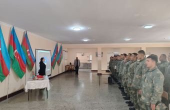 Quru Qoşunlarında “Konstitusiya və Suverenlik ili” ilə bağlı tədbirlər keçirilib