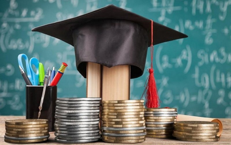Son dörd ildə 761 min manata yaxın təhsil krediti vəsaiti bağışlanıb