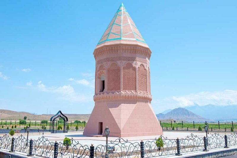 Tarix və mədəniyyət abidələrinin qorunması tələblərinin pozulmasına görə cərimələr kəskin artırılır