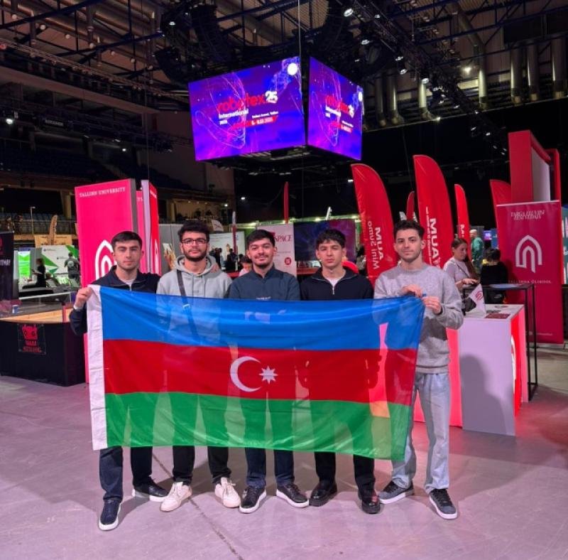 UNEC tələbələri “Robotex International 2025” yarışında ölkədə 1-ci, dünyada 5-ci olublar