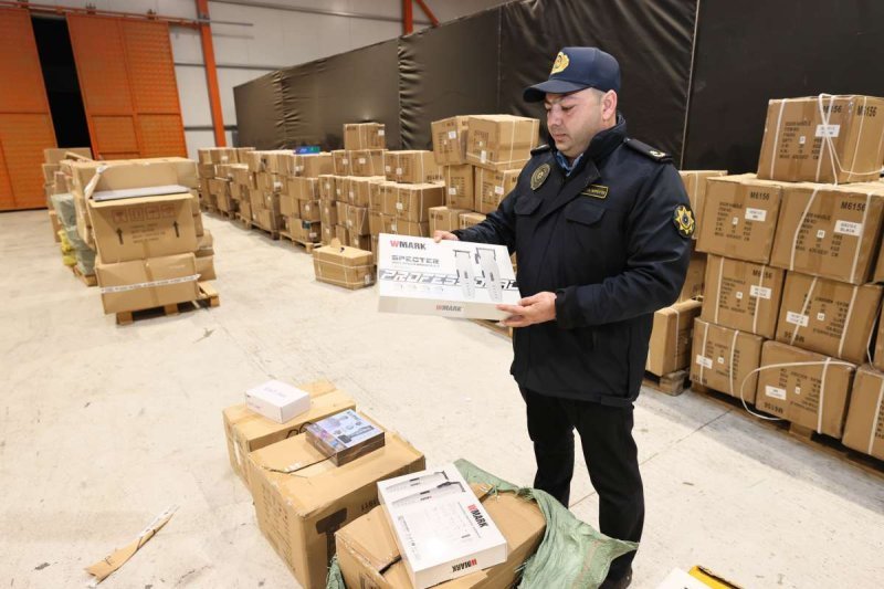 “Uşaq oyuncaqları” yükündən bəyan olunmayan mallar aşkar edildi -