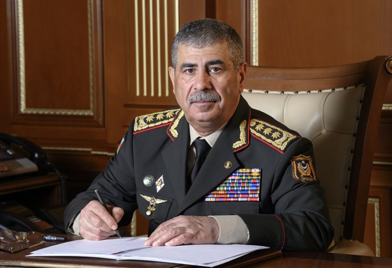 Zakir Həsənov Azərbaycan Ordusunun şəxsi heyətini təbrik edib
