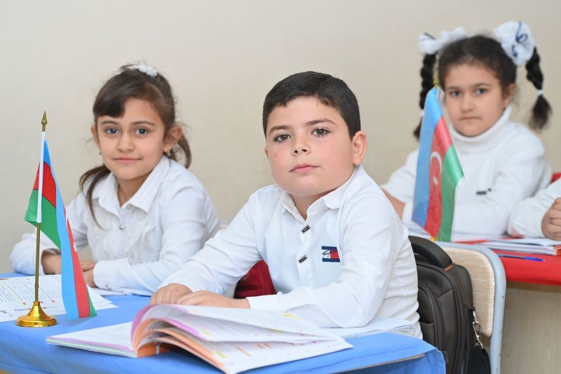 Agentlik: Məktəblərdə dərslərin dayandırılması ilə bağlı hər hansı qərar verilməyib