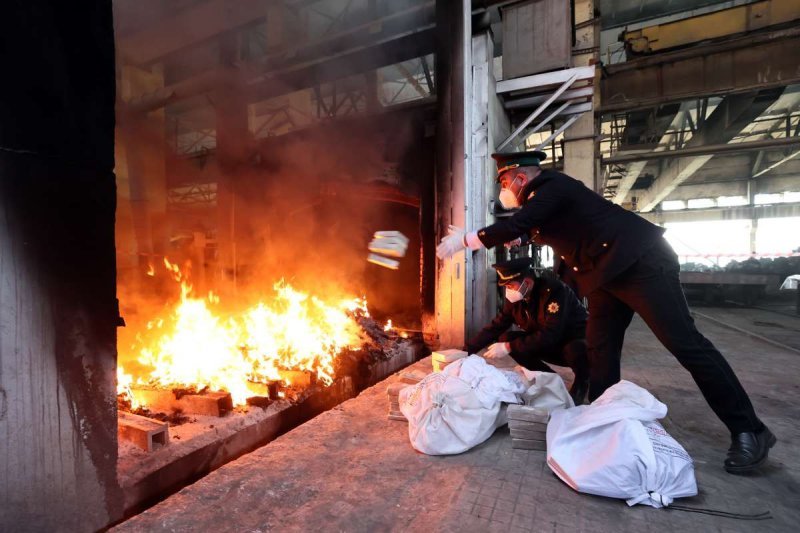 Azərbaycanda 25 cinayət işi üzrə 858 kiloqramdan çox narkotik məhv edilib