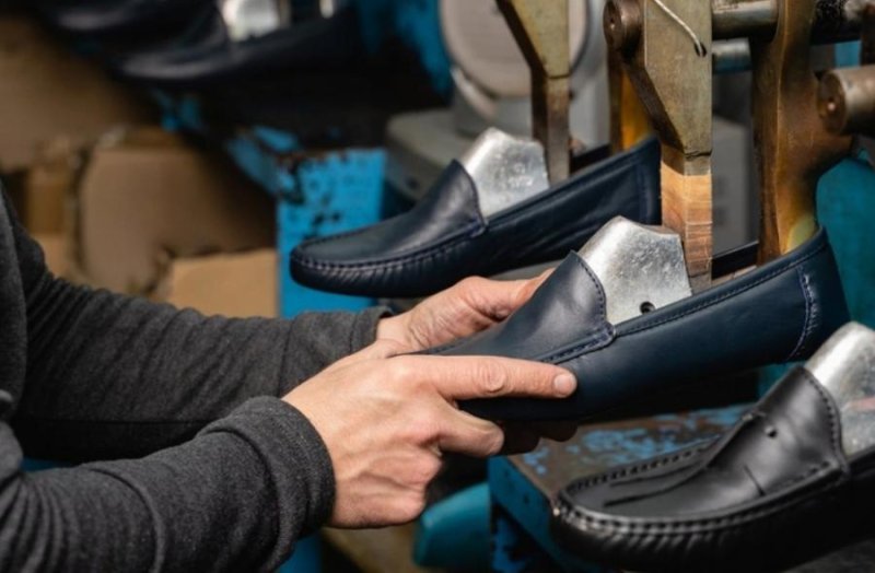 Azərbaycanda ayaqqabı istehsalı 2 %-dən çox artıb