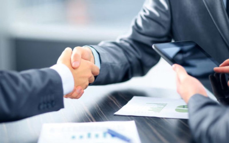 Azərbaycanda ilk dəfə bu şəxslərlə saathesabı müqavilə bağlanacaq