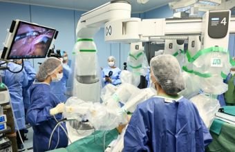 Azərbaycanda ilk dəfə robotik cərrahi əməliyyat uğurla icra olunub