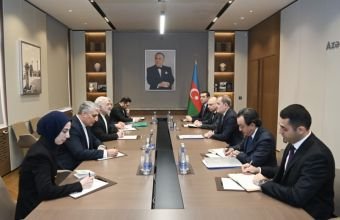 Ceyhun Bayramov İranın xarici işlər nazirinin müavini ilə görüşüb