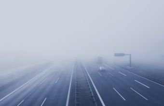 DYP dumanlı hava şəraiti ilə bağlı sürücülərə xəbərdarlıq edib