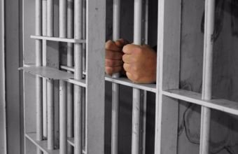 Küçədə söyüş söymək hansı məsuliyyət yaradır? -