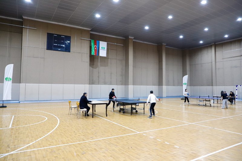 Məktəblilər arasında stolüstü tennis yarışı keçirilib -