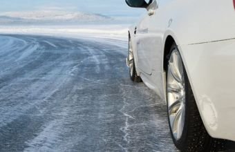 Naxçıvanda bəzi istiqamətlərdə yollar buz bağlayıb