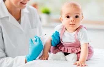 Nazirlik uşaqların peyvəndlənməsi ilə bağlı valideynlərə müraciət edib