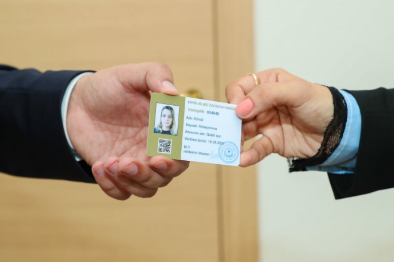 Şəhid ailəsi üzvü vəsiqəsi alan şəxslərin sayı açıqlanıb