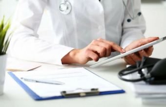 Səhiyyə işçilərinin əməkhaqqına əlavələrlə bağlı yenilik tətbiq edilib