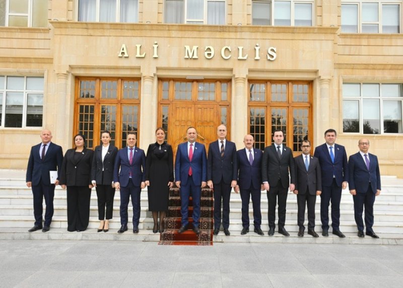 Ali Məclisdə Milli Məclisin nümayəndə heyəti ilə görüş olub -