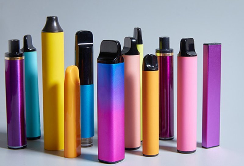 Azərbaycanda elektron siqaret satanlar cərimələnəcək