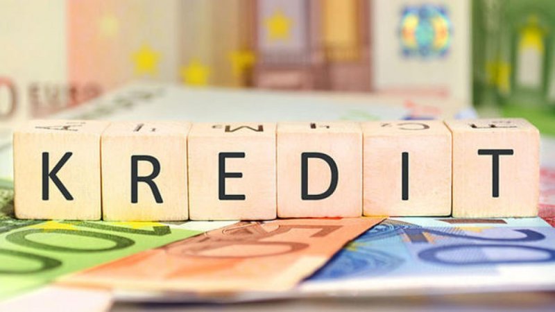 Azərbaycanda problemli kreditlərin məbləği 17 %-dən çox artıb