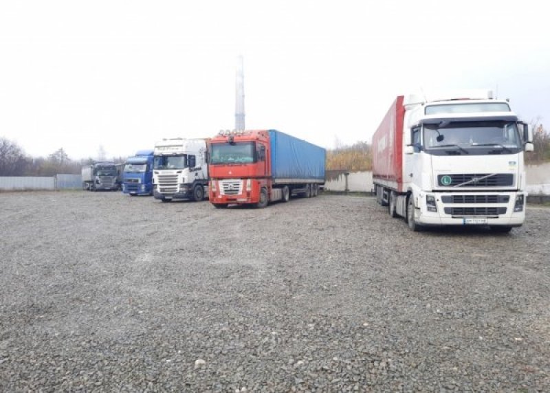 Azərbaycanın növbəti humanitar yardımı Ukrayna rəsmilərinə təhvil verilib