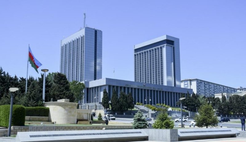 Bələdiyyələrlə bağlı illik məruzə MM-ə daxil olub