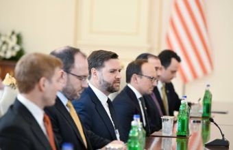 Cey. Di. Vens: Prezident Tramp Azərbaycana və Ermənistana heyrandır