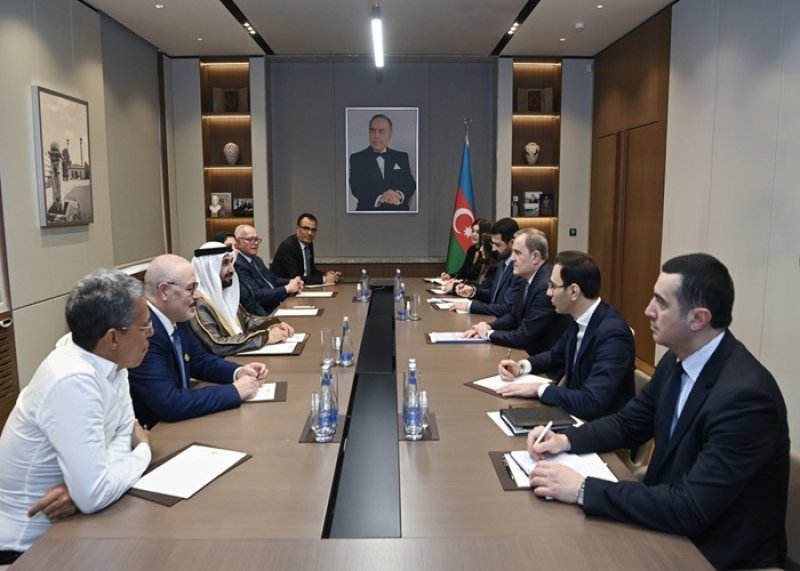 Ceyhun Bayramov Ərəb Parlamentinin prezidentinin başçılıq etdiyi nümayəndə heyəti ilə görüşüb