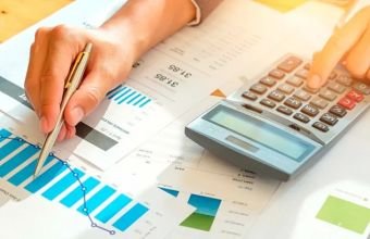 Dövlət Gömrük Komitəsinin xətti ilə büdcə daxilolmaları cüzi azalıb