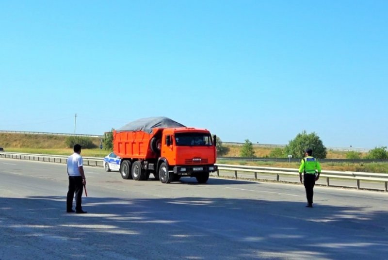 DYP yük avtomobillərinin sürücülərinə çağırış etdi