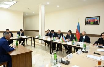 Fərid Qayıbov Naxçıvanda sakinləri qəbul edib -