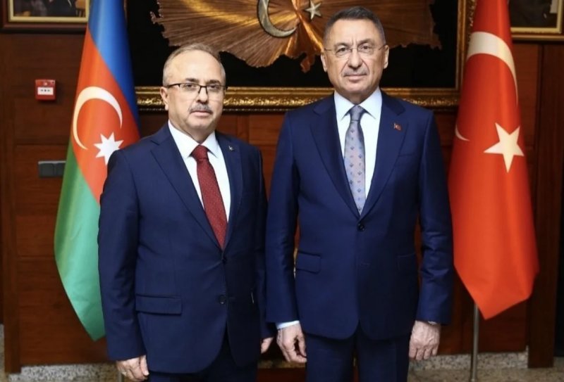 Fuad Oktay Azərbaycana gəlib -