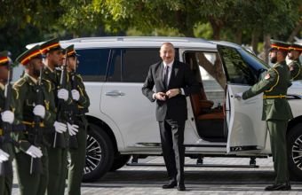 İlham Əliyevin Əbu-Dabidə Birləşmiş Ərəb Əmirliklərinin Prezidenti ilə görüşü olub -