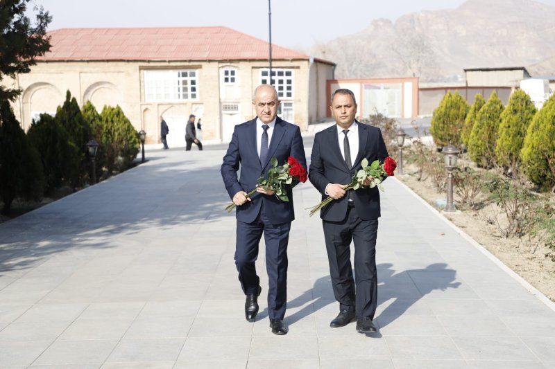 Məcid Seyidov Ordubadda vətəndaşları qəbul edib -