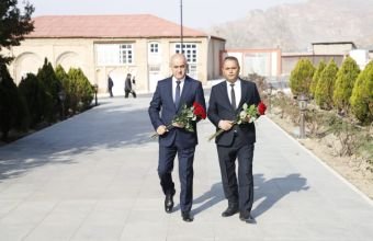 Məcid Seyidov Ordubadda vətəndaşları qəbul edib -