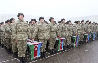 Müdafiə Nazirliyi gənc əsgərlərin yaxınlarına müraciət edib