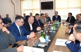 Naxçıvan Rəqəmsal İnkişaf və Nəqliyyat Nazirliyi ilə Aztelekom arasında  işgüzar görüş keçirilib