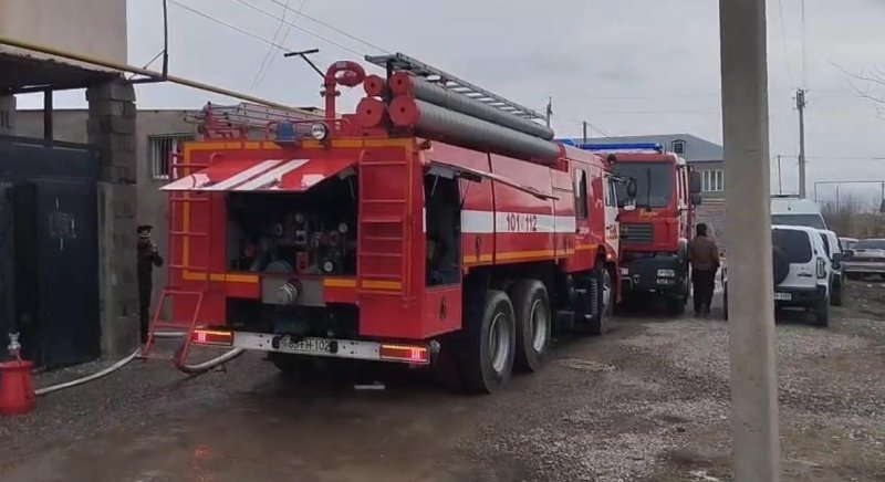 Naxçıvanda mebel sexində yanğın olub -
