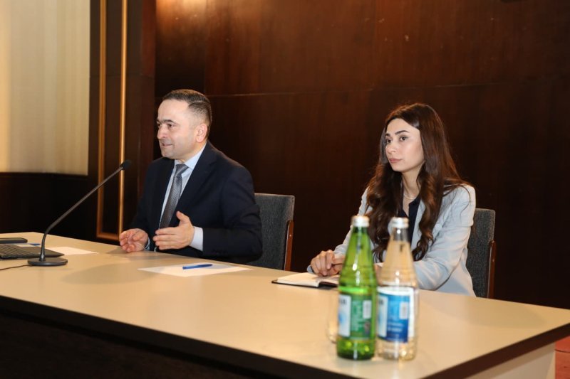 Naxçıvanda musiqi təhsili müəssisələrinin müəllimləri ilə görüş keçirilib -