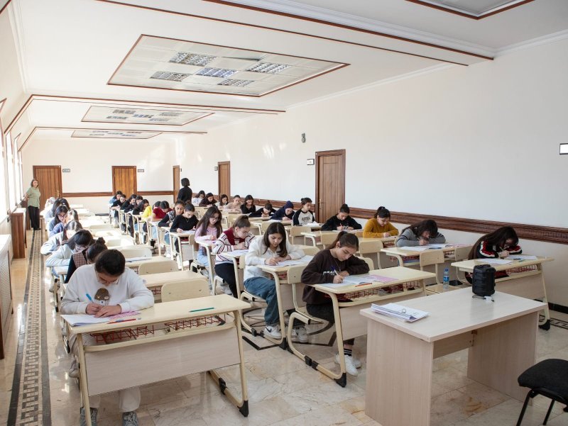 Naxçıvanda XI siniflər üçün  sınaq imtahanı keçirilib -