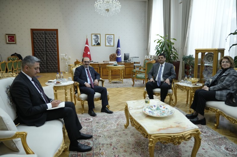 NDU-da Yıldız Texniki Universitetinin dəstəyi ilə Biotexnologiya Mərkəzi qurulur -