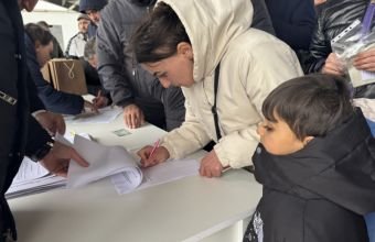 Növbəti köç karvanı Cəbrayılın Horovlu kəndinə çatıb, mənzillərin açarları təqdim olunub -