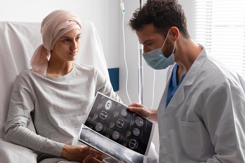 Onkoloji xəstələrin müalicəsi yalnız dövlət tibb müəssisələrində pulsuz olacaq