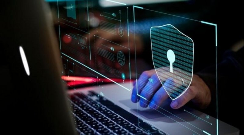 Ötən il 450 milyona qədər zərərli keçid bloklanıb