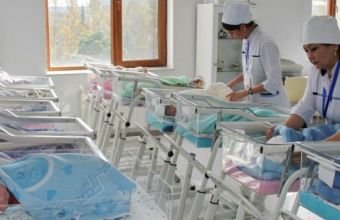 Ötən il doğulanların sayı azalıb