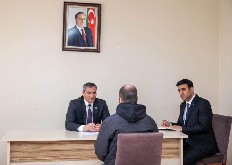 Qəzənfər Abdullayev Culfa rayon Bənəniyar kənd sakinləri ilə görüşüb -